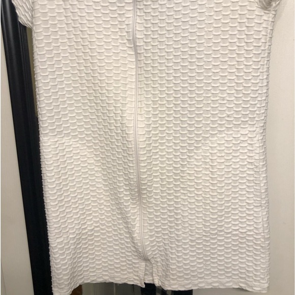 Jordan Taylor size small white hooded zip cover up with pockets waffle knit - Picture 6 of 11